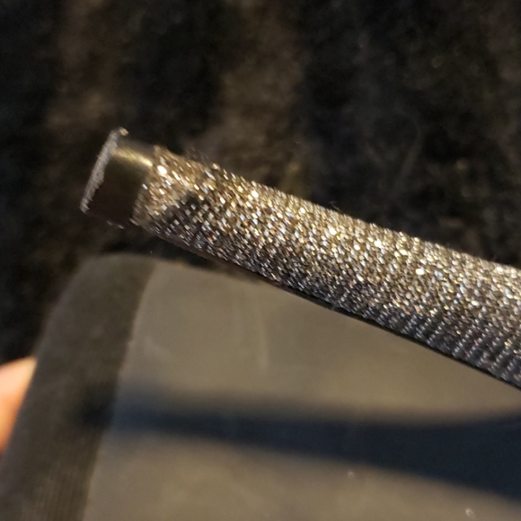 Heels - Picture 3 of 4